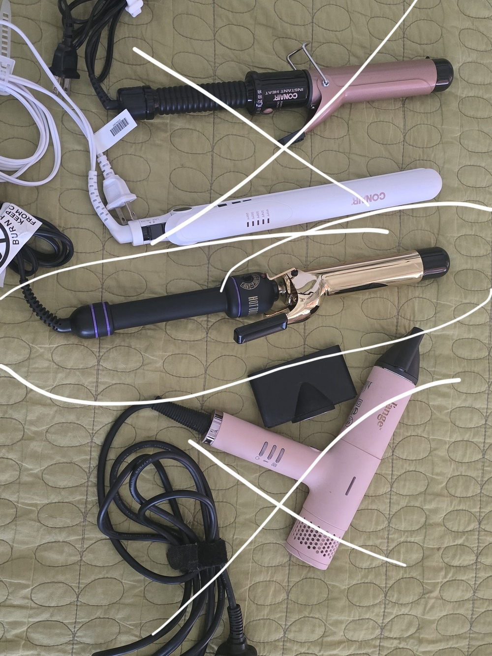 Hot Tools Pro Artist 1-1/4" 24K Gold Styling Surface Spring Curling Iron